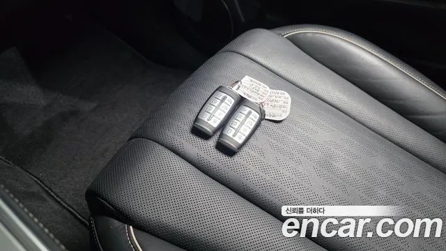 Genesis GV80 — Фото автомобиля 21