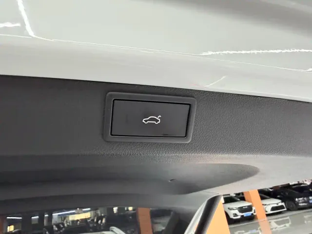 Skoda Karoq — Фото автомобиля 21
