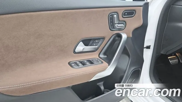 Mercedes-Benz A-Class — Фото автомобиля 15