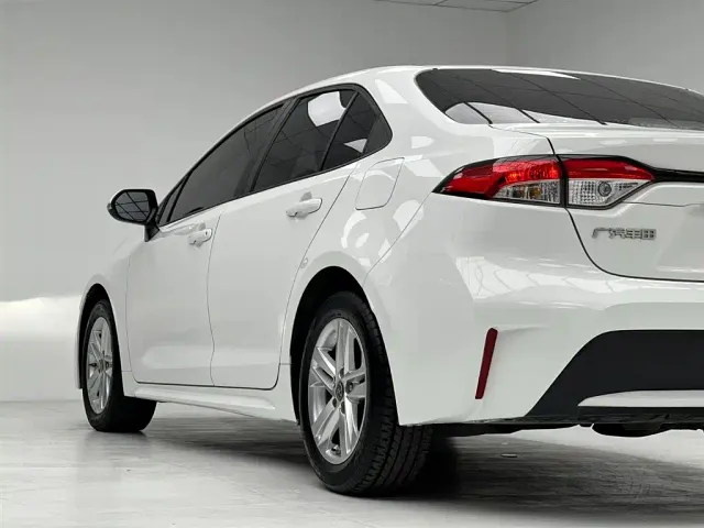 Toyota Levin — Фото автомобиля 10