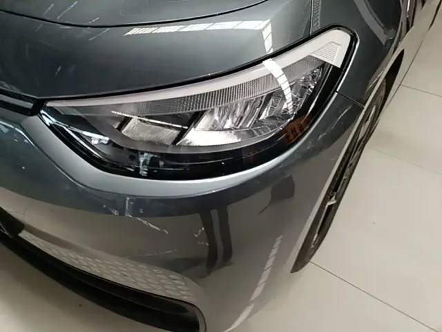 Volkswagen ID.3 — Фото автомобиля 23