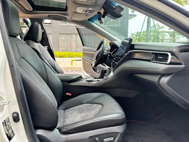 Toyota Camry — Фото автомобиля 8