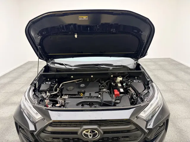 Toyota RAV4 — Фото автомобиля 8