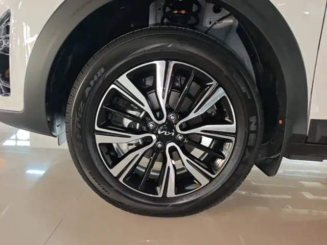 Kia KX1 — Фото автомобиля 22