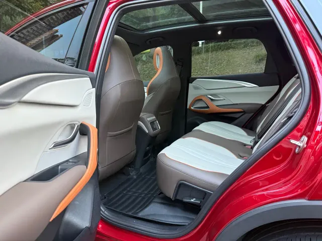 BYD Song Pro — Фото автомобиля 8