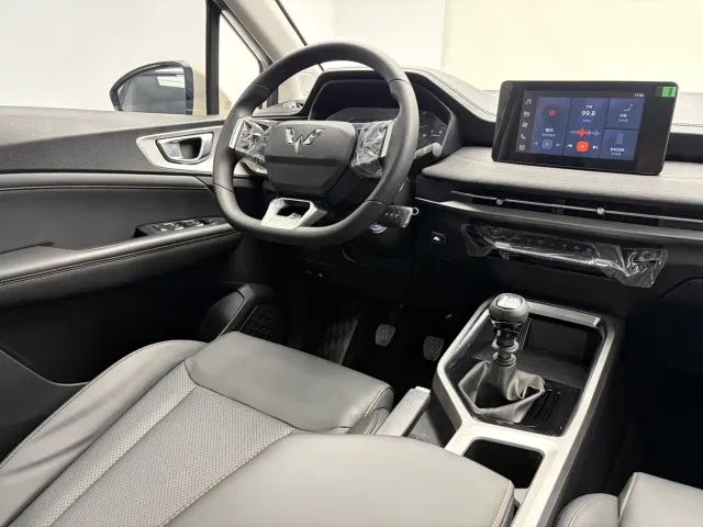 Wuling Jiachen — Фото автомобиля 8