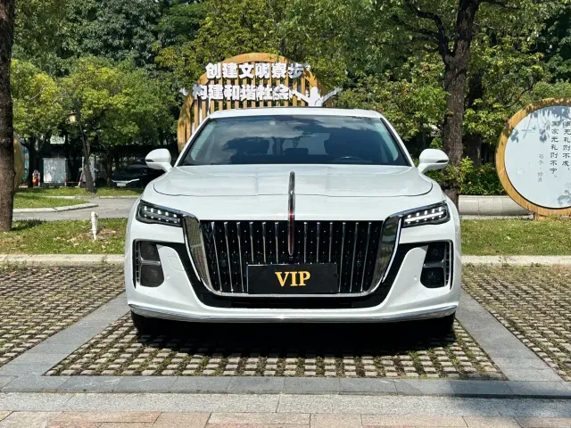 Hongqi H5 — Фото автомобиля 2
