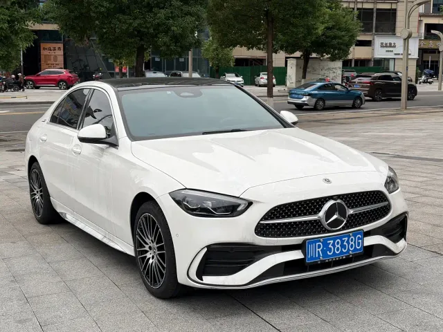 Mercedes-Benz C-Class — Фото автомобиля 4
