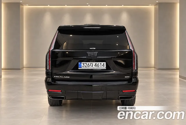 Cadillac Escalade Generation 5 — Фото автомобиля 2