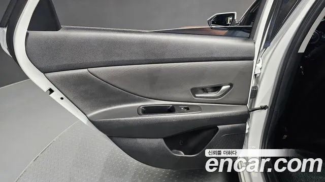 Hyundai Avante CN7 — Фото автомобиля 14