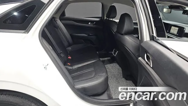 Kia K5 K5 3 поколение 2.0 LPI(Для проката) — Фото автомобиля 10