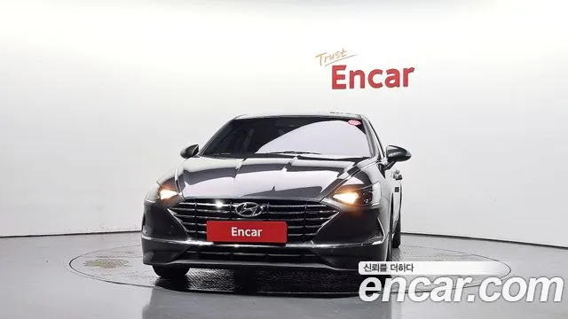 Hyundai Sonata Sonata (DN8) 2.0 LPG(Для проката) — Фото автомобиля 3
