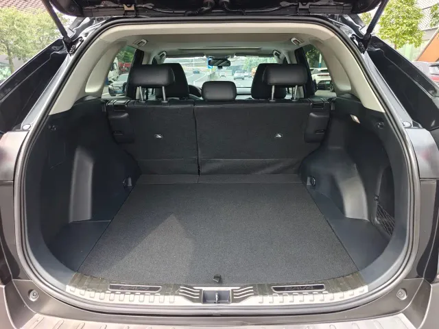 Toyota RAV4 — Фото автомобиля 21