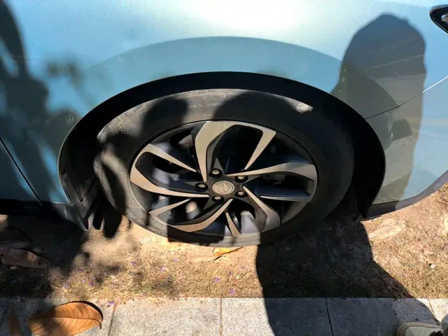 Buick Velite 6 — Фото автомобиля 25