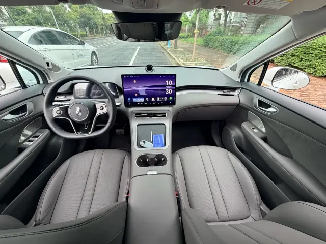 Shangjie SUV — Фото автомобиля 6