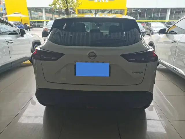 Nissan Qashqai — Фото автомобиля 8