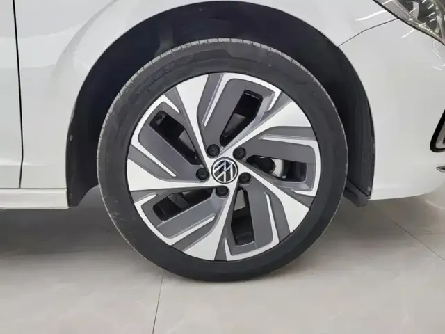 Volkswagen Bora — Фото автомобиля 6