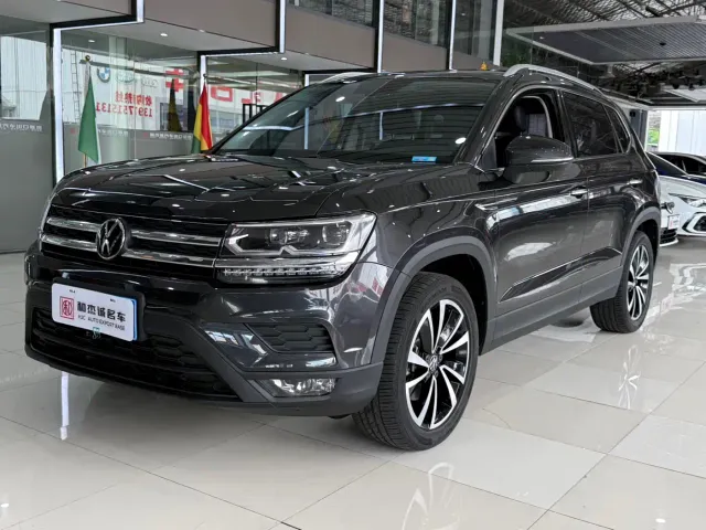 Volkswagen Tharu — Фото автомобиля 3