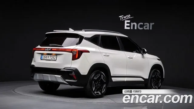 Kia Seltos New — Фото автомобиля 2