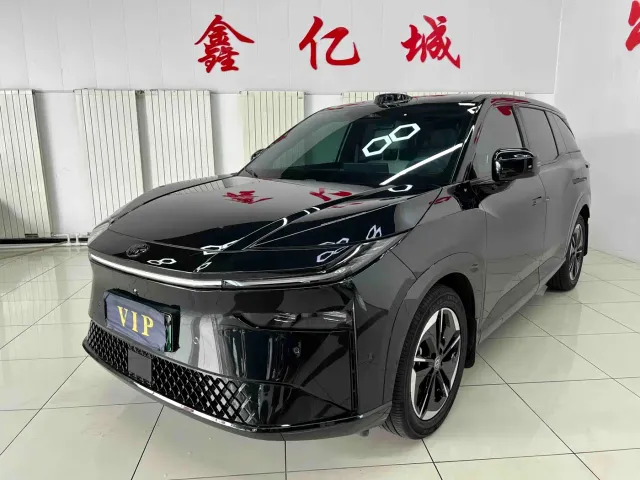 Фотография автомобиля — Toyota BoZhi 3X