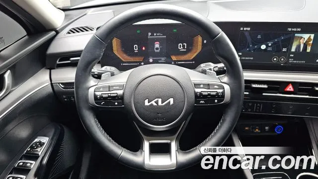 Kia K5 Новый K5 3 поколение 2.0 LPi(Для проката) — Фото автомобиля 12