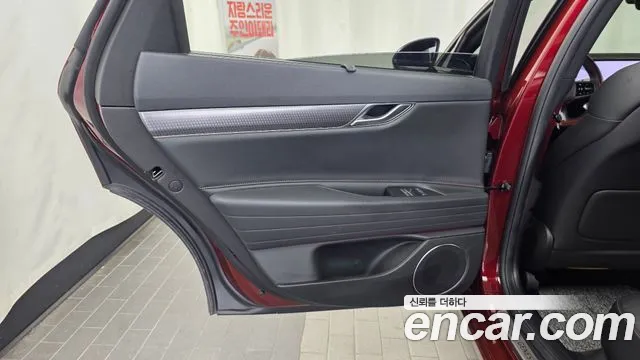 Genesis G80 Бензин 2.5 турбо AWD — Фото автомобиля 24