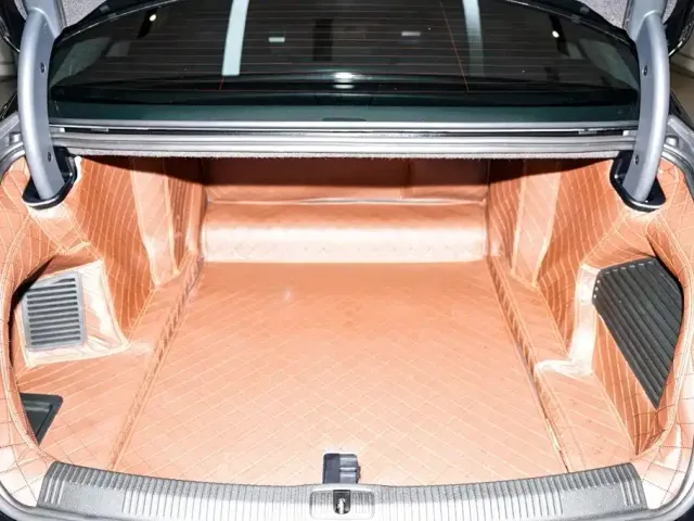 Audi A8 — Фото автомобиля 29