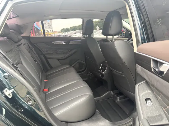 Dongfeng Yixuan MAX — Фото автомобиля 17