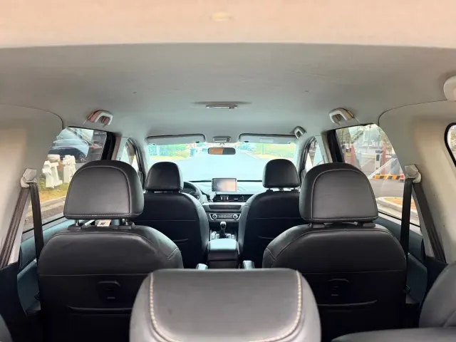 Dongfeng Fengxing Fengxing SX6 2022 1.6L Manual Comfort — Фото автомобиля 15