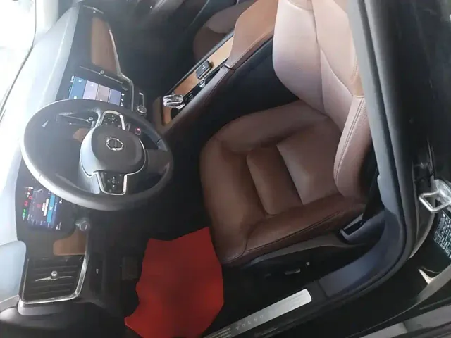 Volvo S90 — Фото автомобиля 14