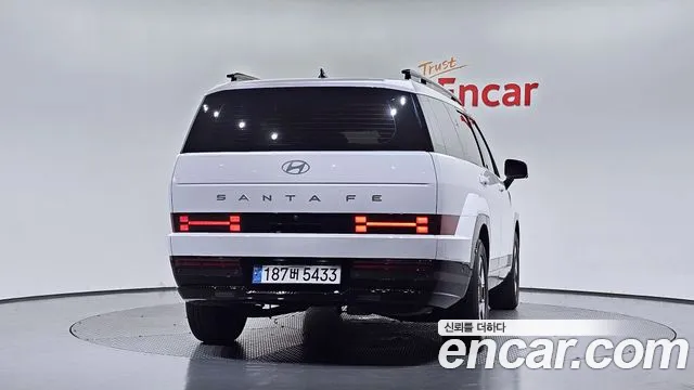 Hyundai Santafe — Фото автомобиля 4