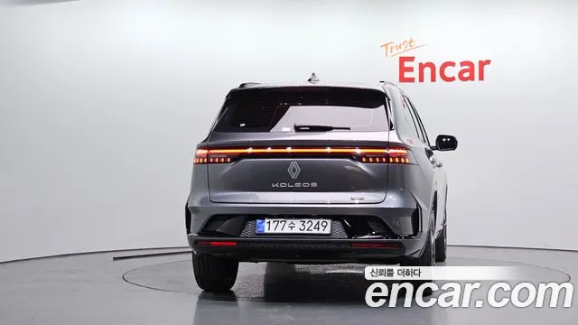 Renault-KoreaSamsung Grand Koleos Grand Koleos — Фото автомобиля 4