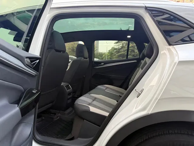 Volkswagen ID.4 Crozz — Фото автомобиля 6