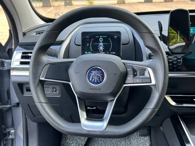 BYD Qin PLUS — Фото автомобиля 7