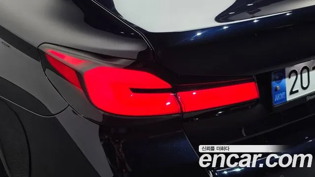 BMW 5 Series G30 — Фото автомобиля 8