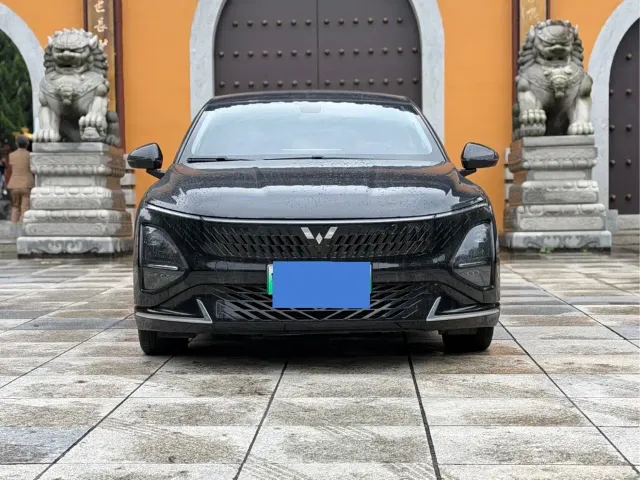 Wuling Starlight — Фото автомобиля 2