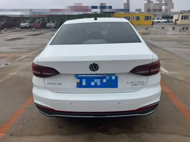 Volkswagen Lavida 2023 280TSI DSG Comfort Edition — Фото автомобиля 7
