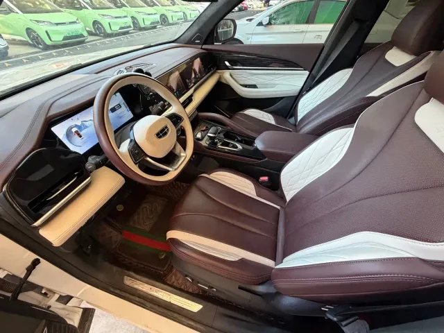 Geely Xingyue L — Фото автомобиля 8