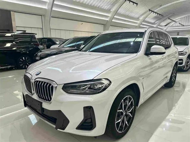 Фотография автомобиля — BMW X3