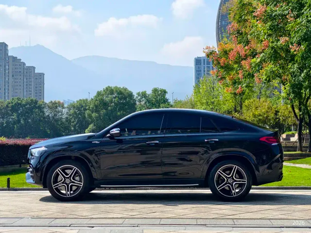 Mercedes-Benz GLE Coupe AMG — Фото автомобиля 3