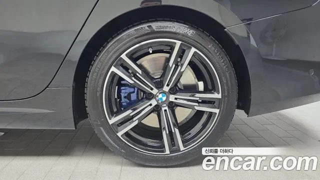 BMW 3-Series 3 серия (G20) 320i M Sport — Фото автомобиля 19