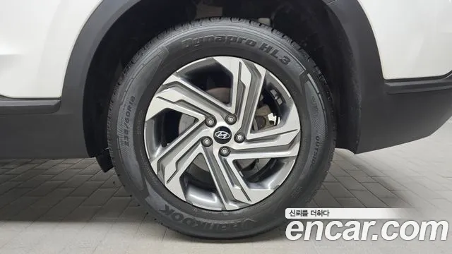 Hyundai Santafe Новый Santa Fe Дизель 2.2 4WD — Фото автомобиля 21