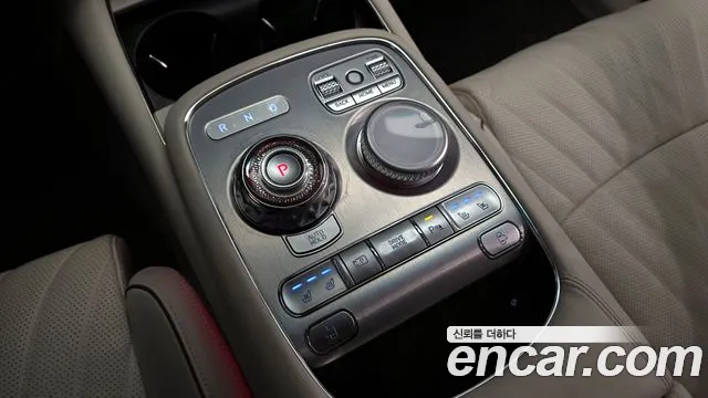 Genesis G90 Бензин 3.5 турбо AWD — Фото автомобиля 9