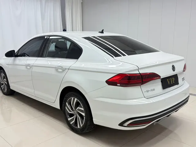 Volkswagen Bora — Фото автомобиля 6