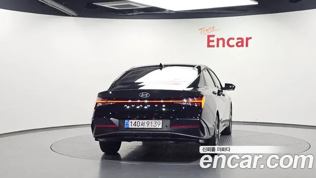 Hyundai Avante CN7 — Фото автомобиля 4