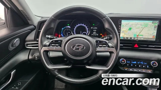 Hyundai Avante CN7 — Фото автомобиля 12