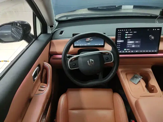 Leapmotor C10 — Фото автомобиля 10