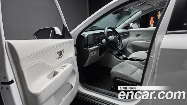 Hyundai Kona Kona (SX2) Бензин 1.6 турбо 2WD — Фото автомобиля 10