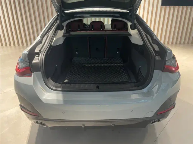 BMW 4 Series — Фото автомобиля 3