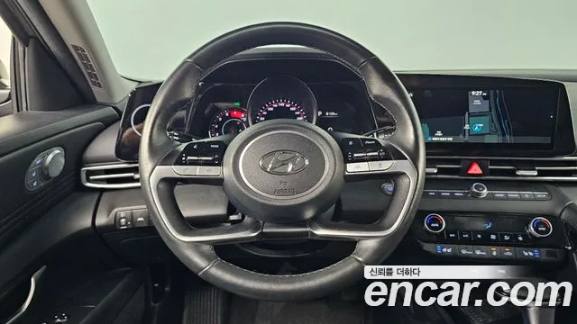 Hyundai AVANTE Avante (CN7) — Фото автомобиля 13